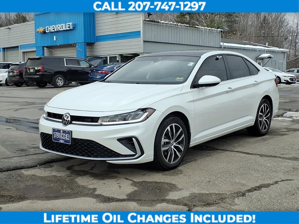 Used 2025 Volkswagen Jetta SE