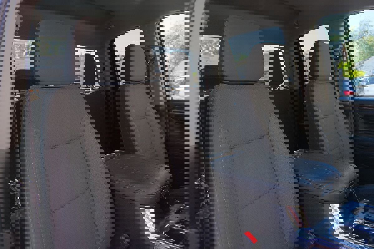 Used 2023 GMC Sierra 1500 Elevation image 29