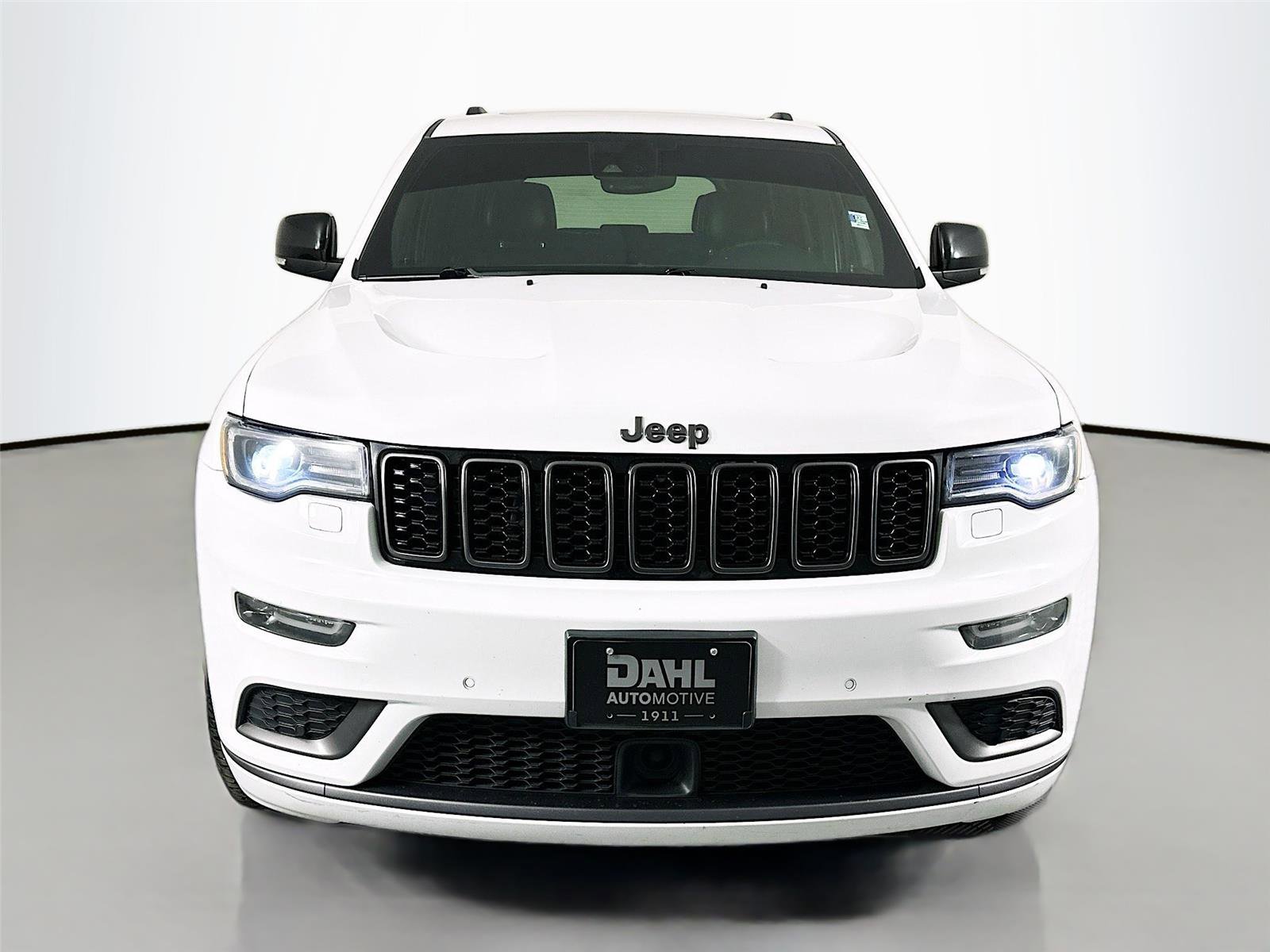 Used 2019 Jeep Grand Cherokee Limited X image 2