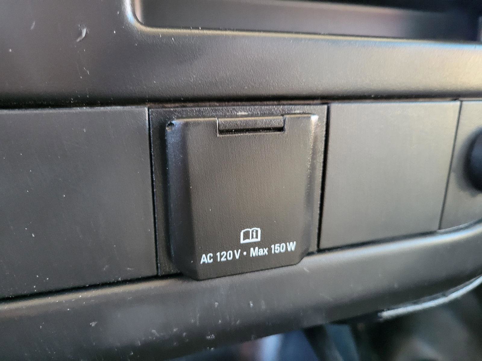 Used 2015 Chevrolet Express 2500 image 17