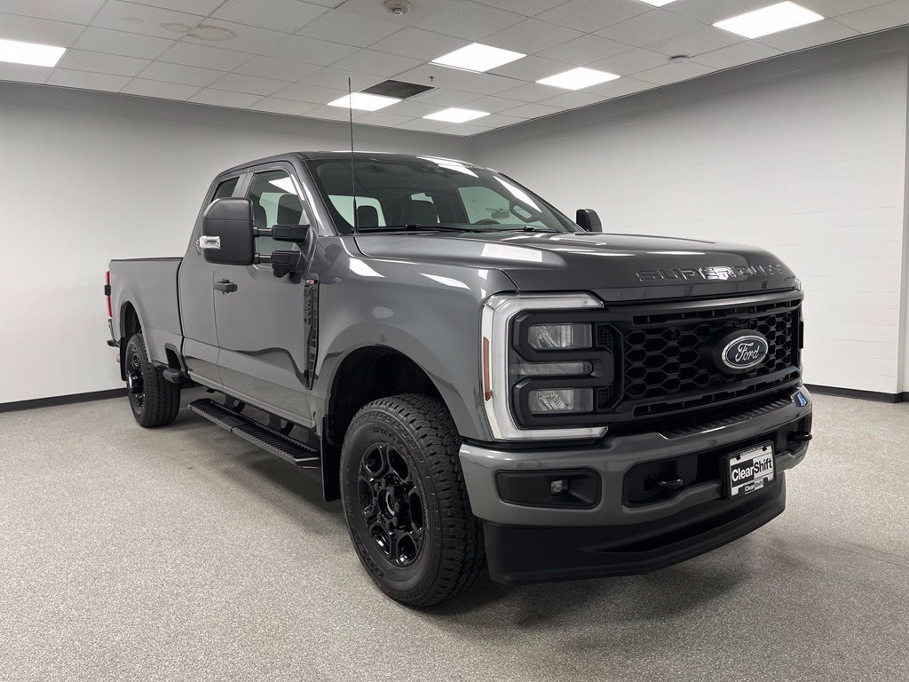 Used 2025 Ford F350 XL w/ STX Appearance Package AWD/4WD image 2