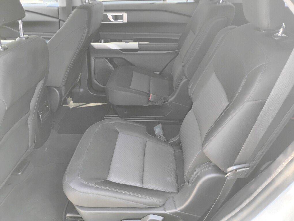 Used 2022 Ford Explorer XLT AWD/4WD image 11