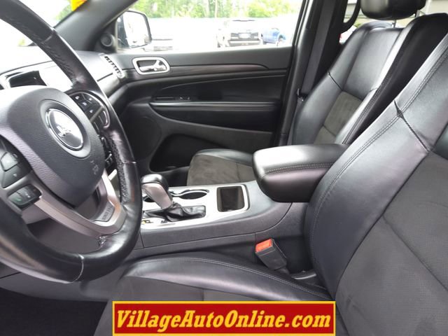 Used 2020 Jeep Grand Cherokee Altitude image 19