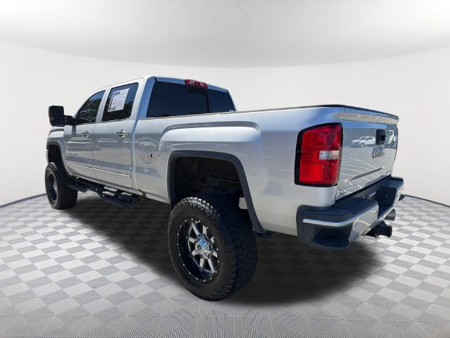 Used 2019 GMC Sierra 2500 Denali w/ Duramax Plus Package AWD/4WD image 7