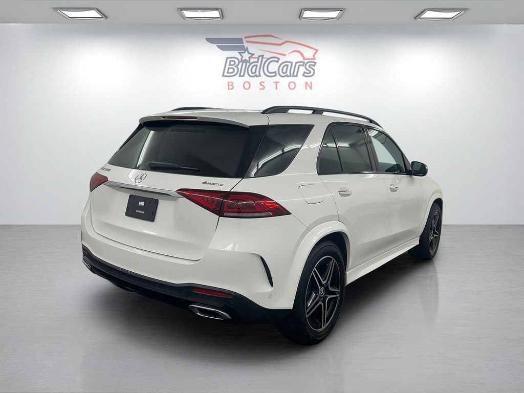 Used 2022 Mercedes-Benz GLE 350 4MATIC w/ AMG Line Exterior image 4