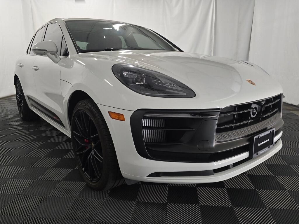 Used 2023 Porsche Macan GTS AWD/4WD image 9