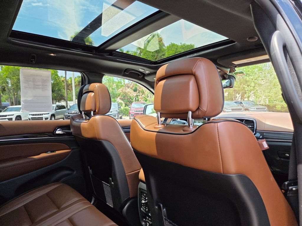 Certified 2021 Jeep Grand Cherokee Overland RWD image 17