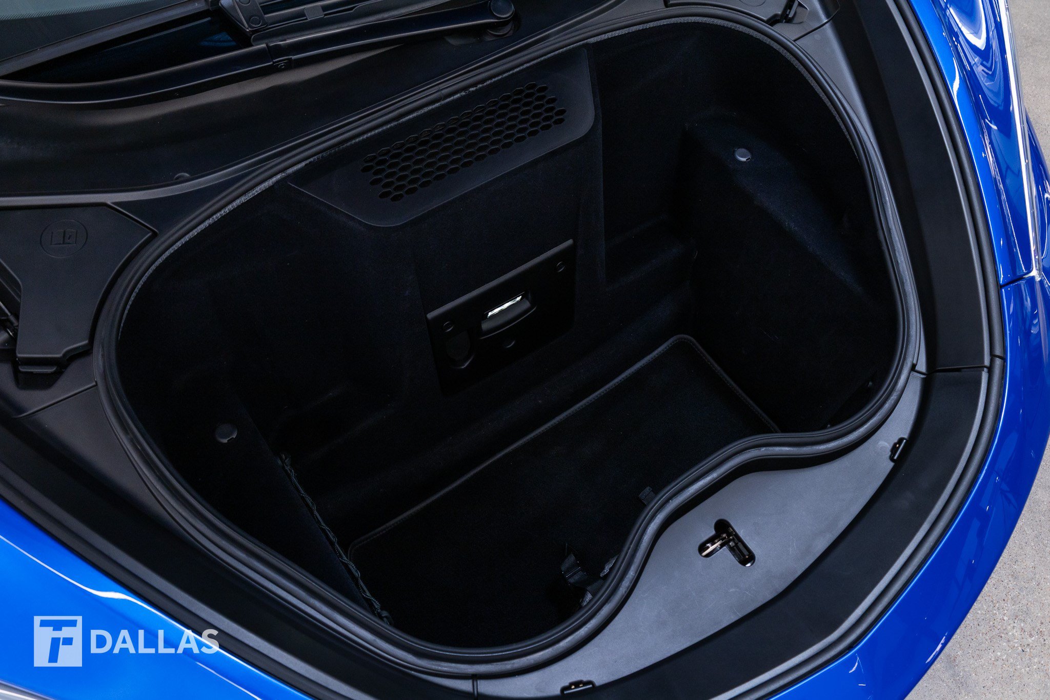 Used 2023 McLaren GT RWD image 5