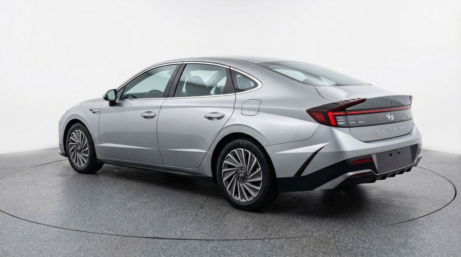 Used 2025 Hyundai Sonata SEL FWD image 6