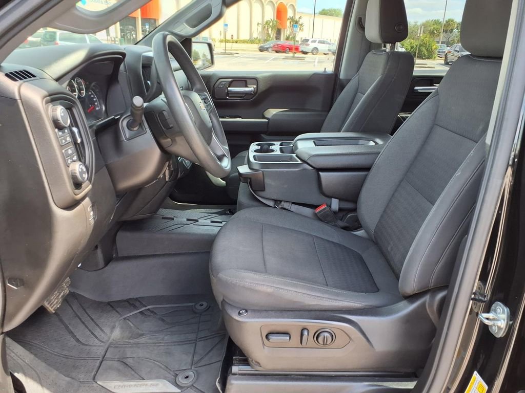 Used 2022 Chevrolet Silverado 1500 Custom w/ Safety Confidence Package AWD/4WD image 21