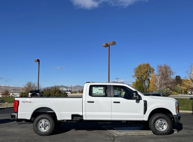 New 2026 Ford F350 XL w/ XL Off-Road Package image 2
