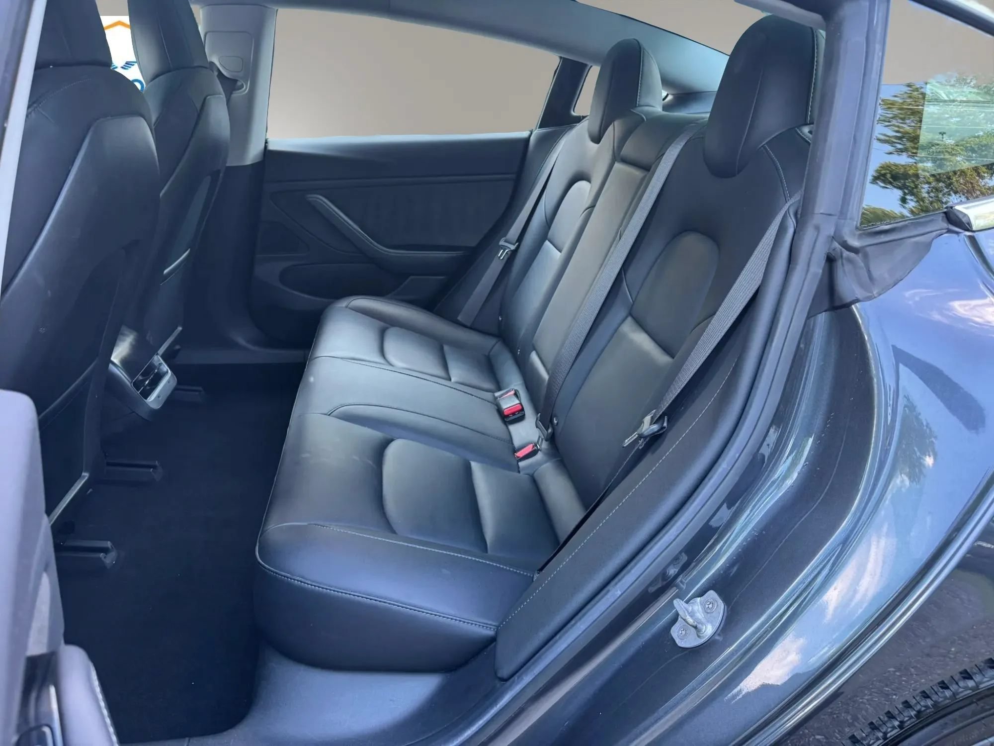 Used 2018 Tesla Model 3 Long Range AWD/4WD image 24