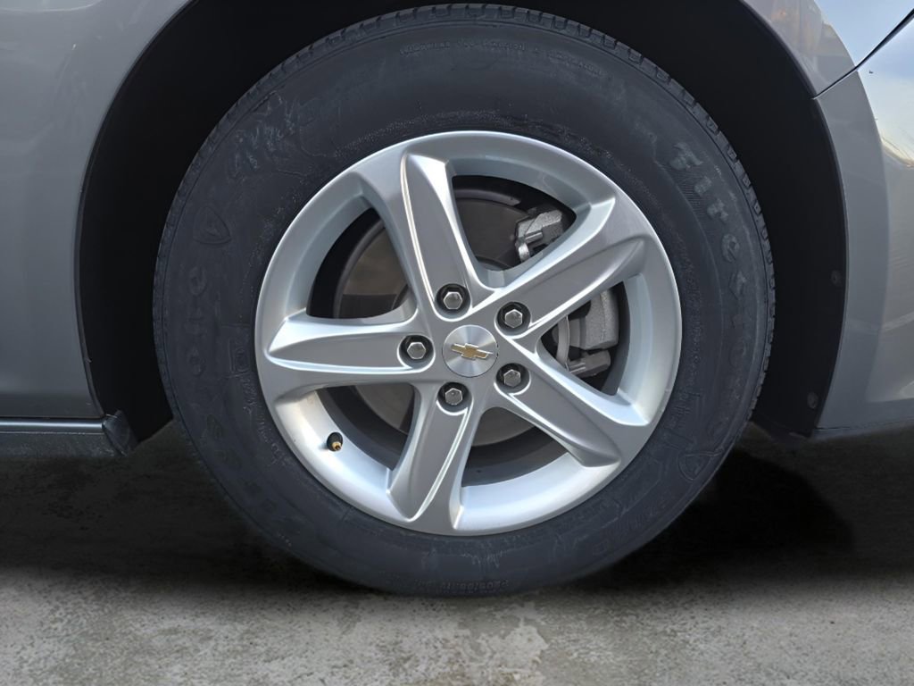 Used 2024 Chevrolet Malibu LS image 34