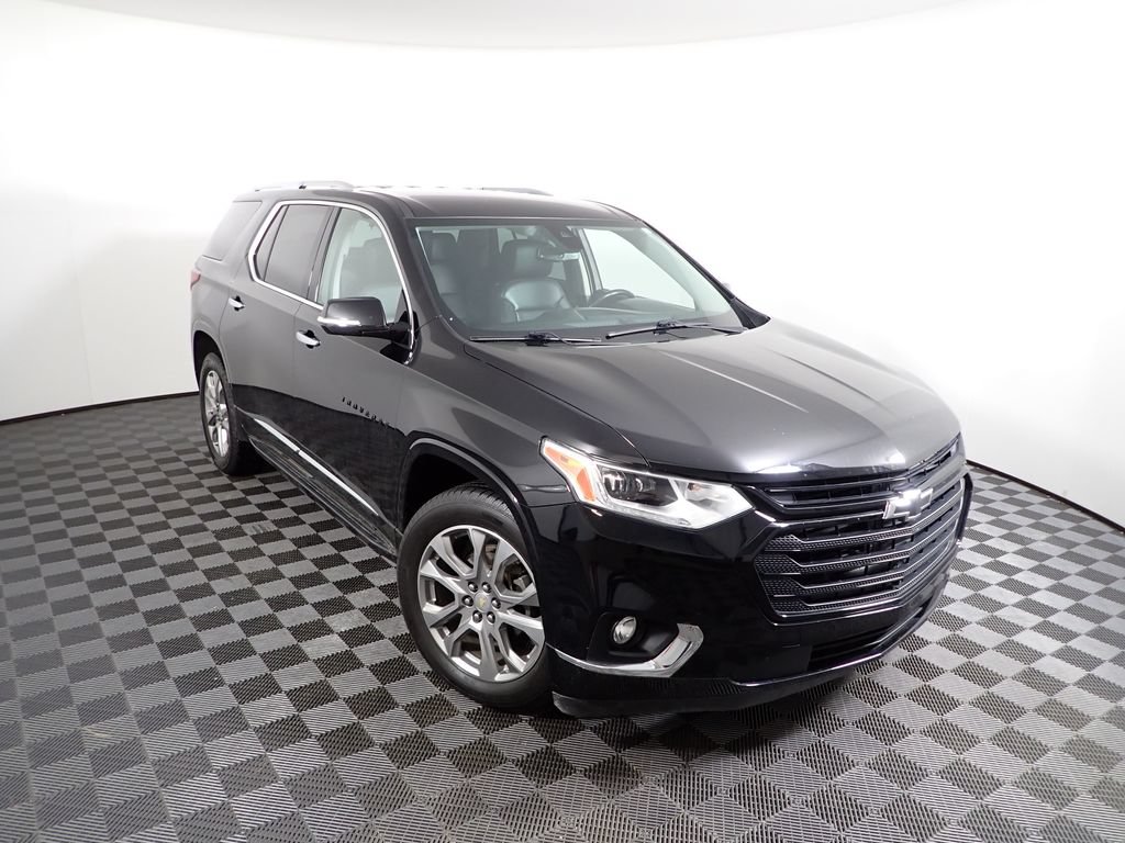 Used 2019 Chevrolet Traverse Premier w/ LPO, Blackout Package AWD/4WD image 11