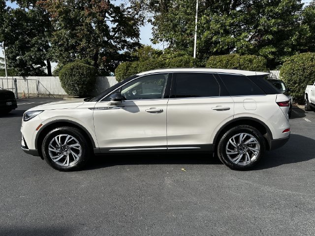 Certified 2023 Lincoln Corsair AWD w/ Equipment Group 101A image 8
