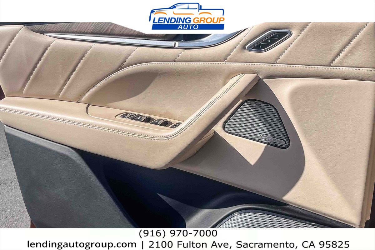 Used 2019 Maserati Levante S GranLusso image 19