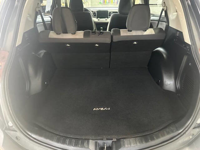 Used 2015 Toyota RAV4 XLE AWD/4WD image 13