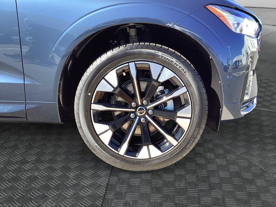 New 2027 Volvo XC60 B5 Plus AWD/4WD image 25