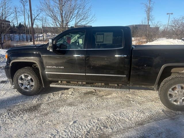 Used 2017 GMC Sierra 3500 Denali w/ Snow Plow Prep Package image 14