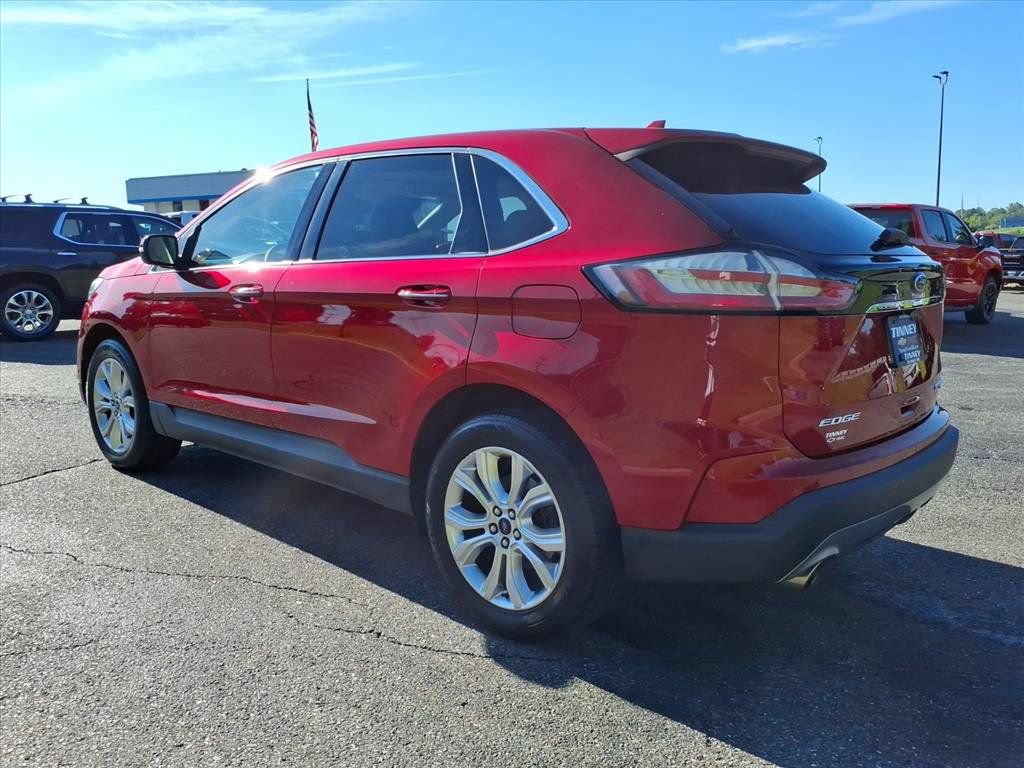 Used 2020 Ford Edge Titanium w/ Equipment Group 301A AWD/4WD image 5