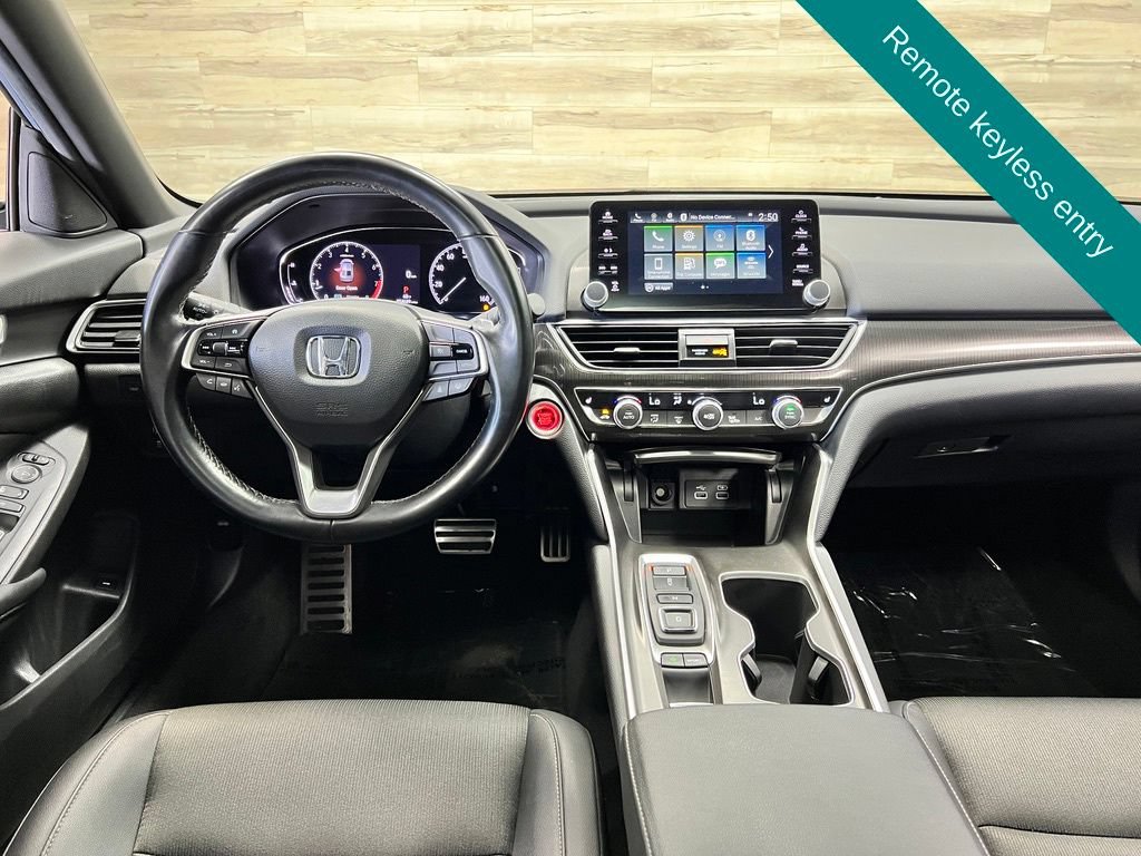 Used 2022 Honda Accord Sport image 2