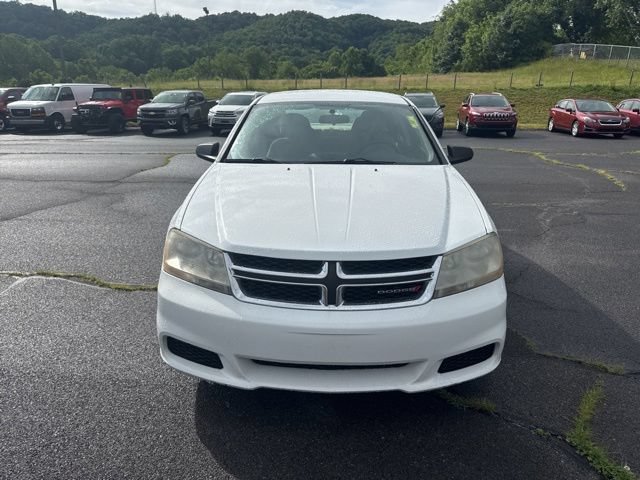Used 2014 Dodge Avenger SE FWD image 3