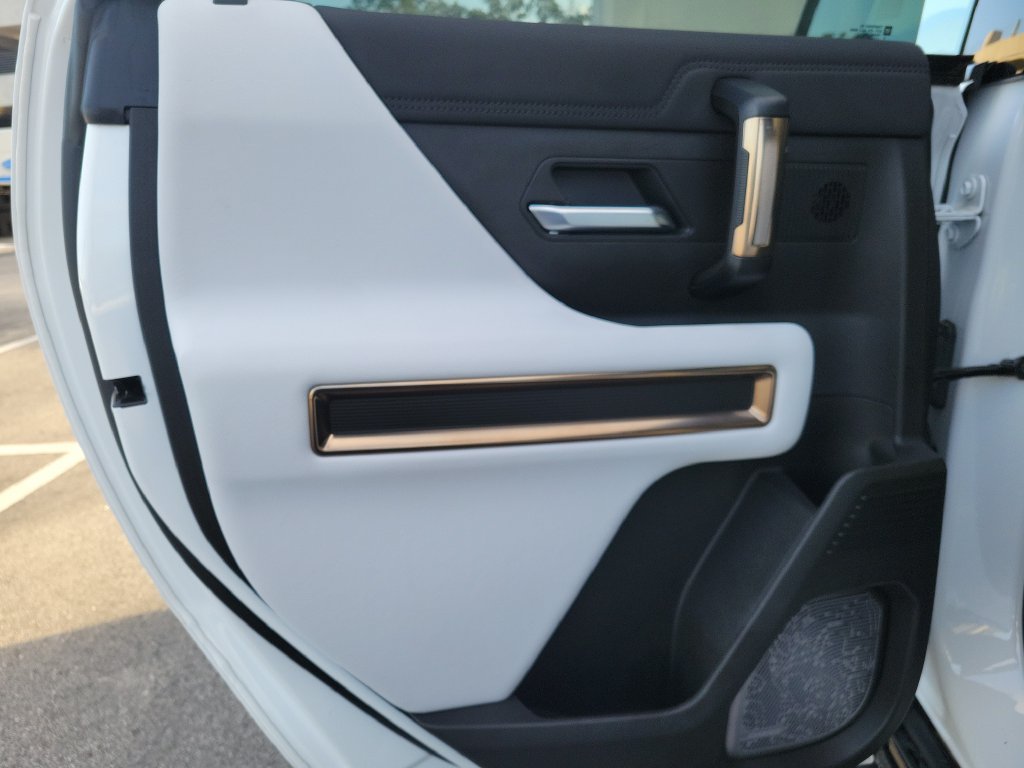 Used 2025 GMC Hummer EV 3X AWD/4WD image 12