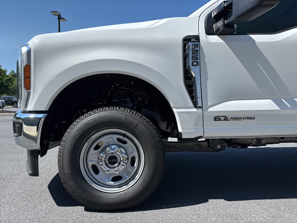 New 2026 Ford F250 XL w/ FX4 Off-Road Package AWD/4WD image 21