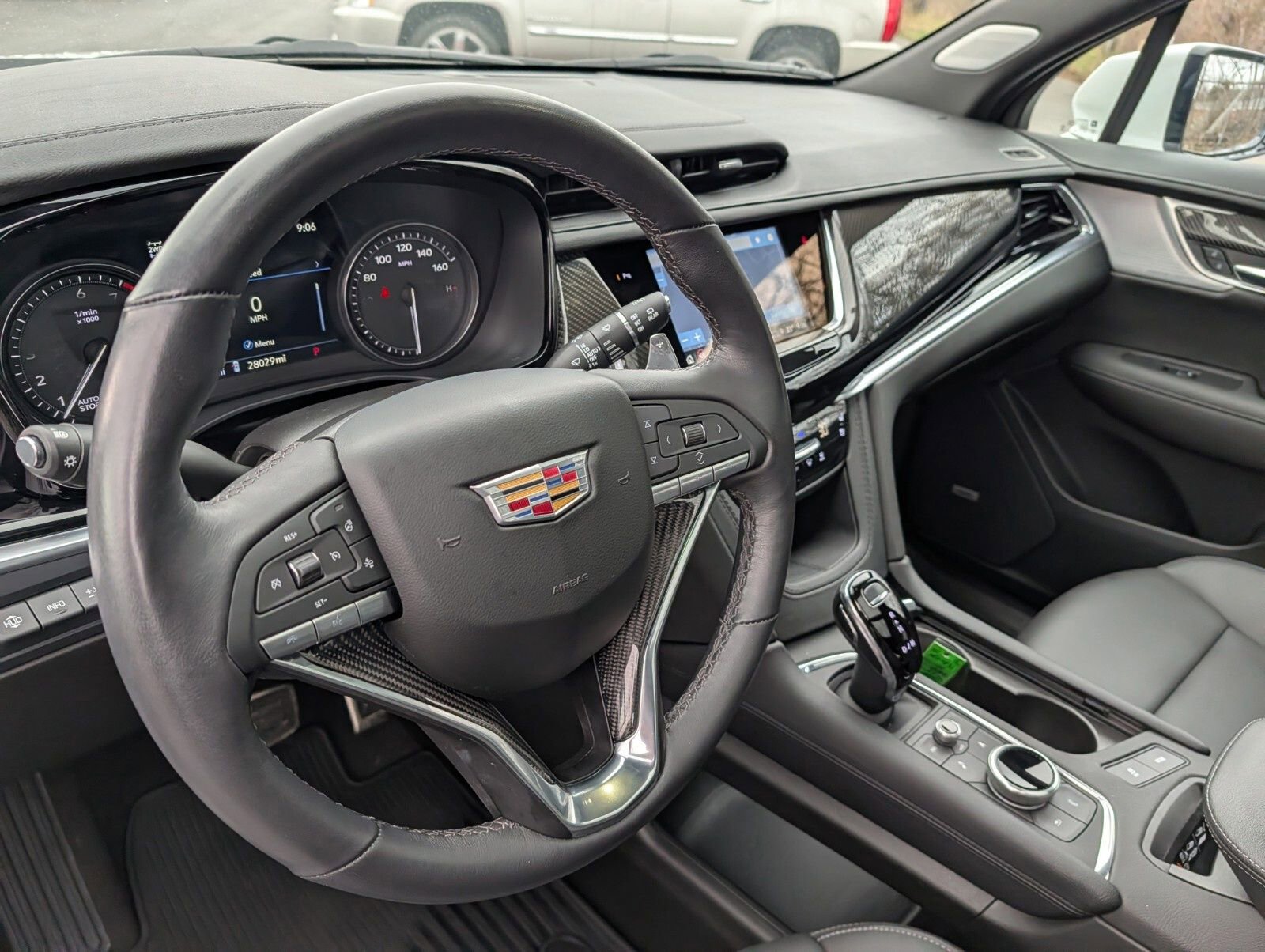 Used 2024 Cadillac XT6 Sport w/ Technology Package AWD/4WD image 39