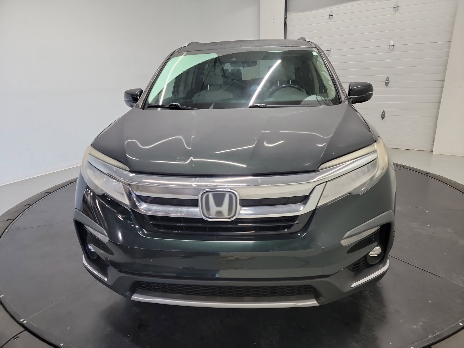 Used 2019 Honda Pilot Touring image 2