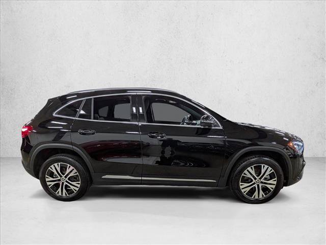 Used 2025 Mercedes-Benz GLA 250 image 4