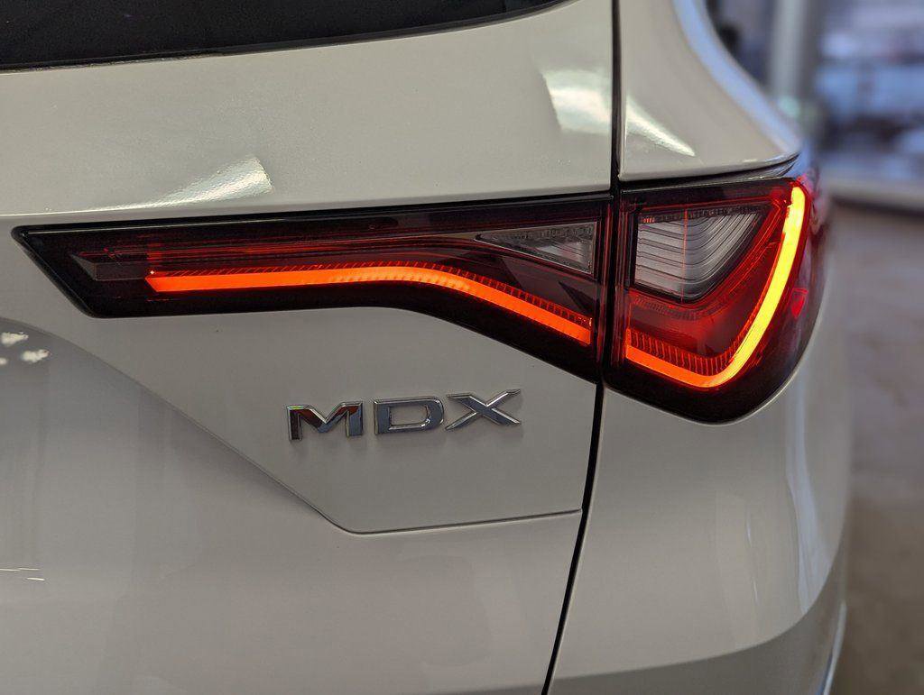 Used 2025 Acura MDX SH-AWD w/ Technology Package image 34