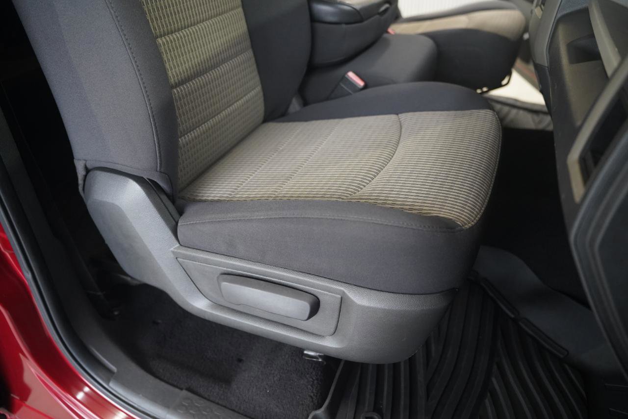 Used 2012 RAM 1500 ST w/ ST Popular Equipment Group AWD/4WD image 31