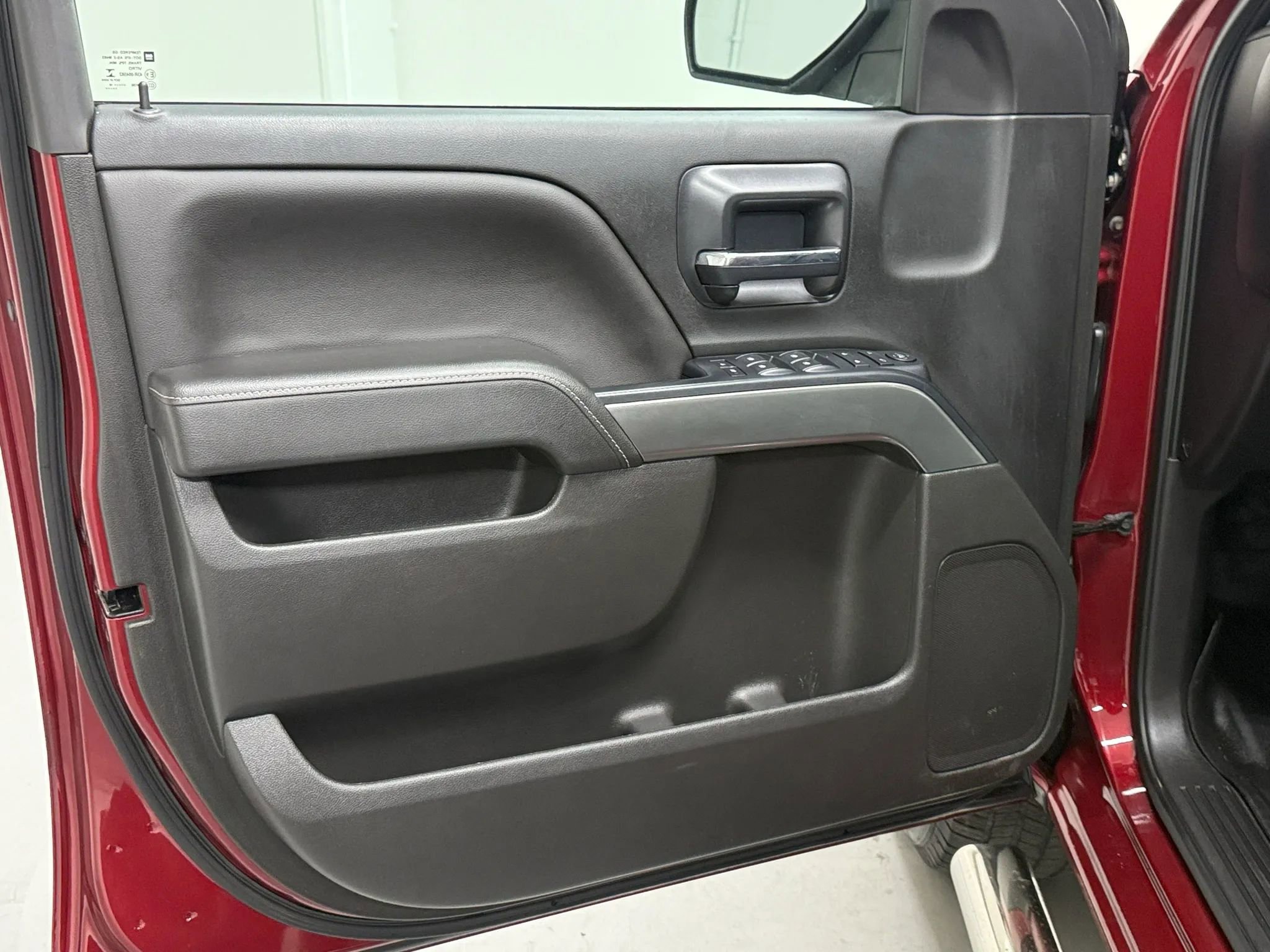 Used 2018 Chevrolet Silverado 1500 LT w/ Texas Edition RWD image 31