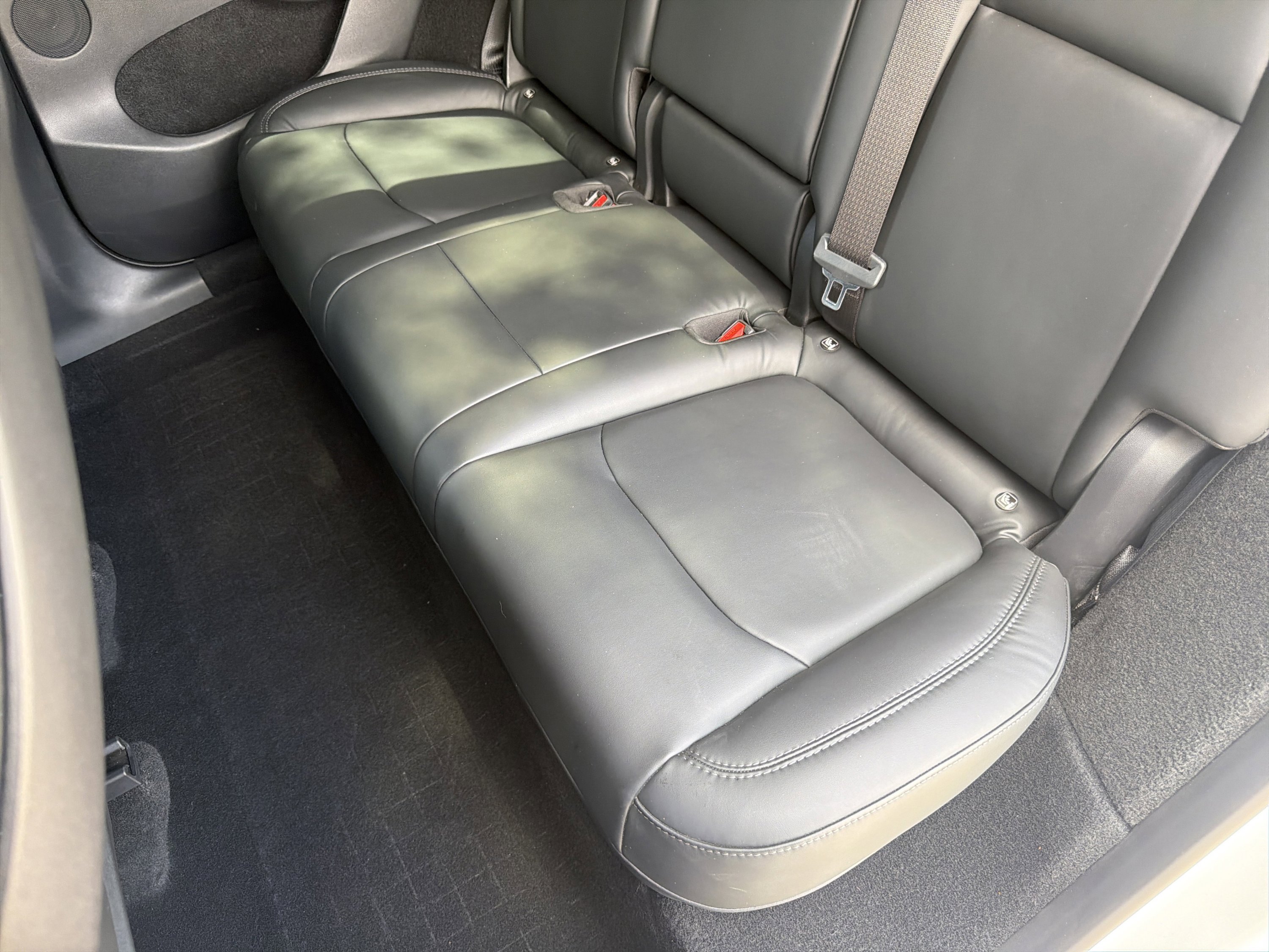 Used 2023 Tesla Model Y Long Range AWD/4WD image 19