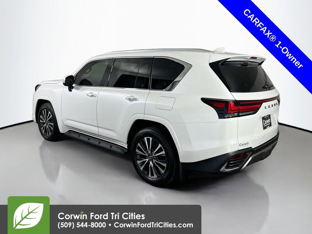 Used 2025 Lexus LX 600 4WD w/ Interior Upgrade Package image 11