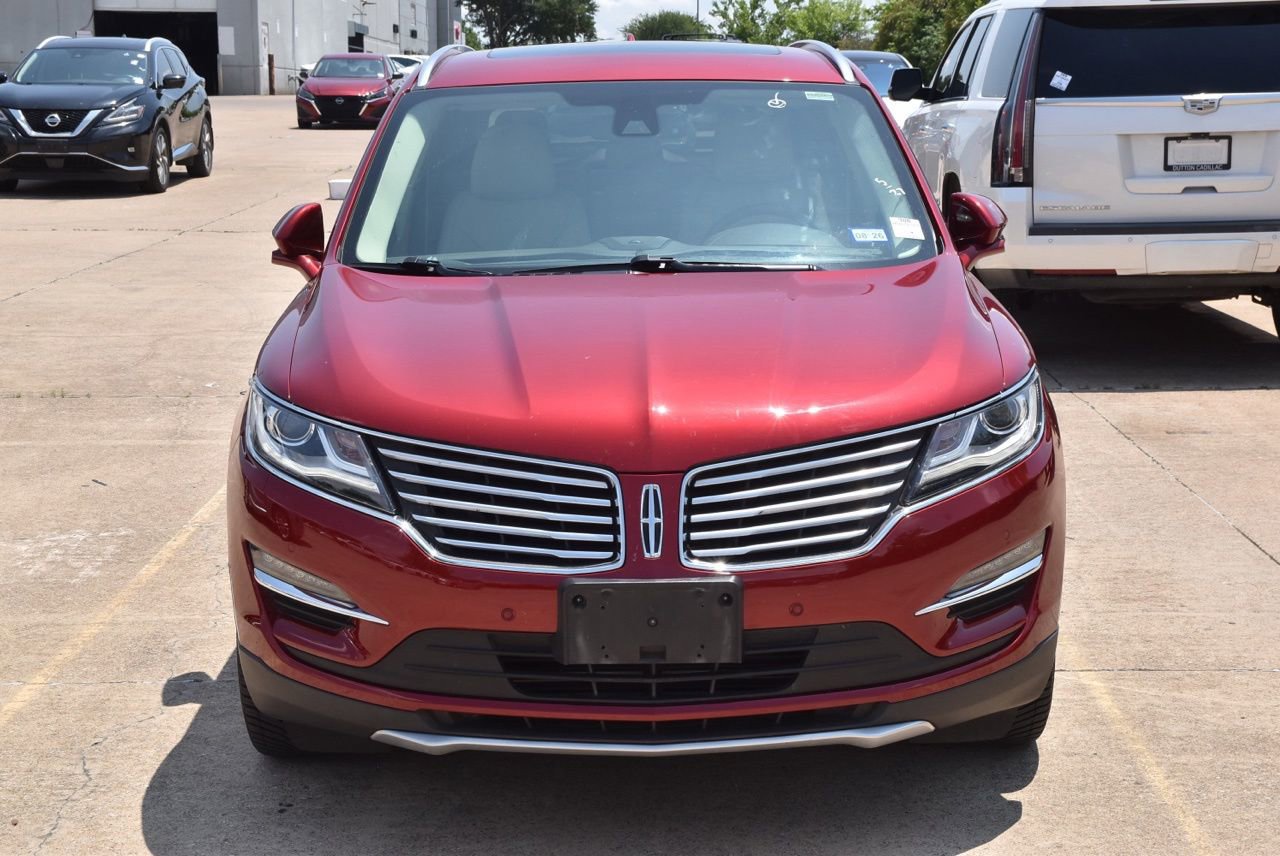 Used 2017 Lincoln MKC Reserve FWD image 3