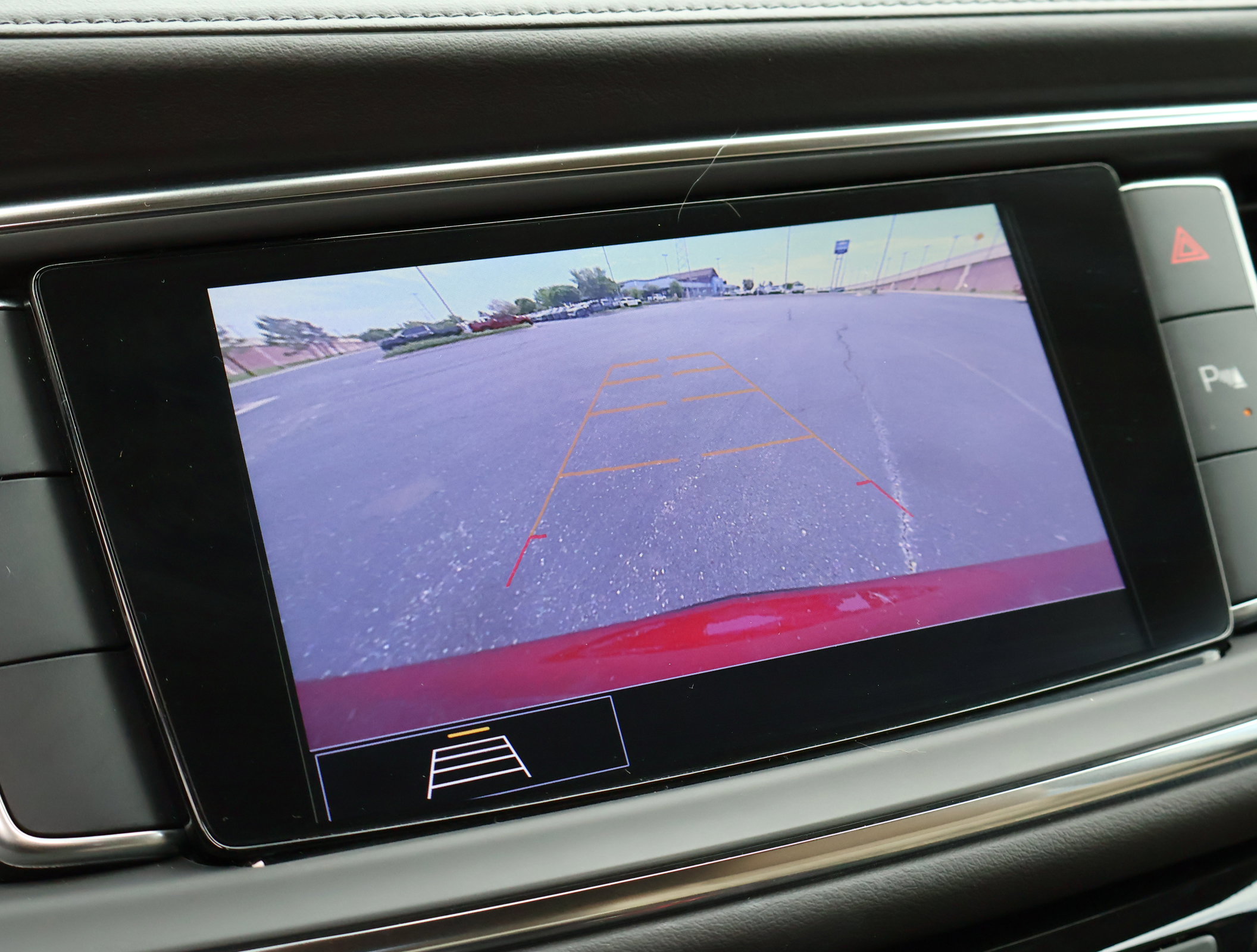 Used 2021 Buick Enclave Essence w/ Sound and Sites Package FWD image 6
