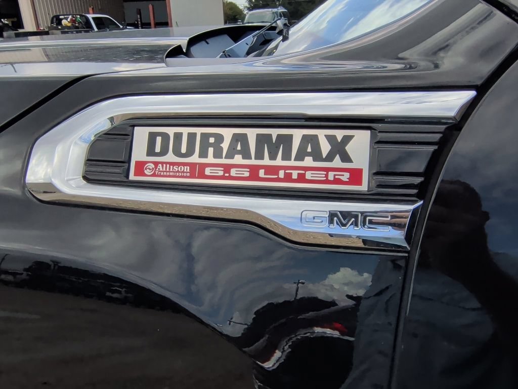 Used 2022 GMC Sierra 3500 Denali w/ Denali Ultimate Package AWD/4WD image 13