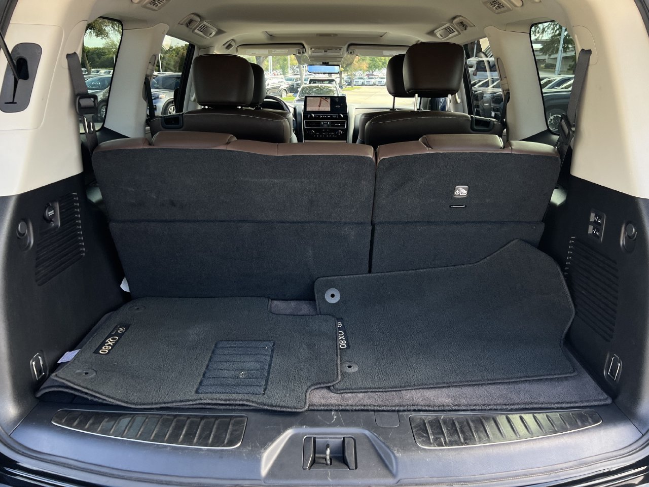 Used 2022 INFINITI QX80 Premium Select w/ Cargo Package AWD/4WD image 26