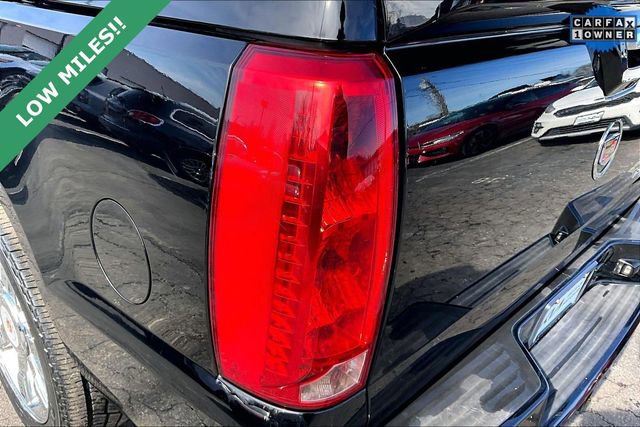 Used 2013 Cadillac Escalade EXT Premium AWD/4WD image 28