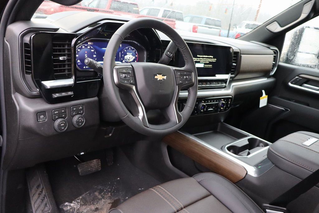 New 2026 Chevrolet Silverado 2500 High Country w/ Technology Package AWD/4WD image 5