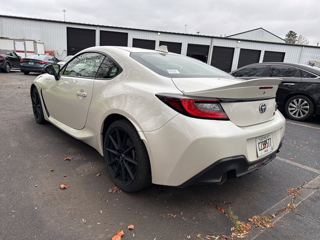 Used 2024 Toyota GR86 Premium image 6