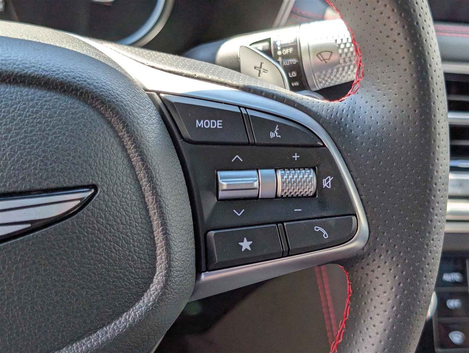 Used 2024 Genesis G70 3.3T Advanced image 24