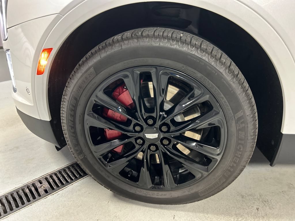 Used 2022 Cadillac XT5 Sportv w/ Platinum Package AWD/4WD image 9
