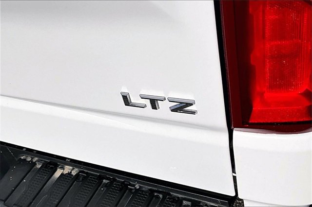 Used 2020 Chevrolet Silverado 1500 LTZ w/ LTZ Convenience Package image 25