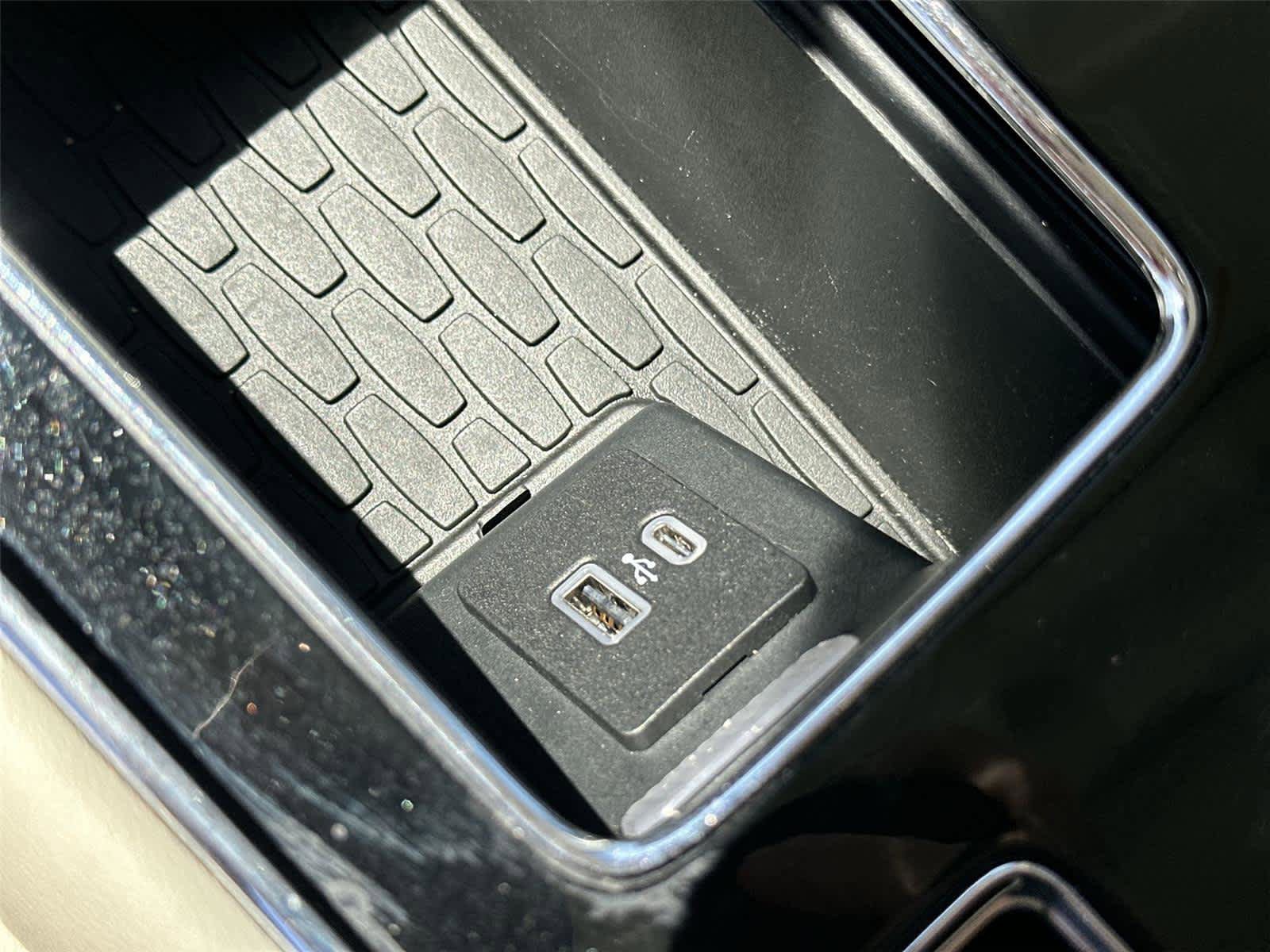 Used 2023 Lincoln Aviator Black Label w/ Dynamic Handling Package image 27