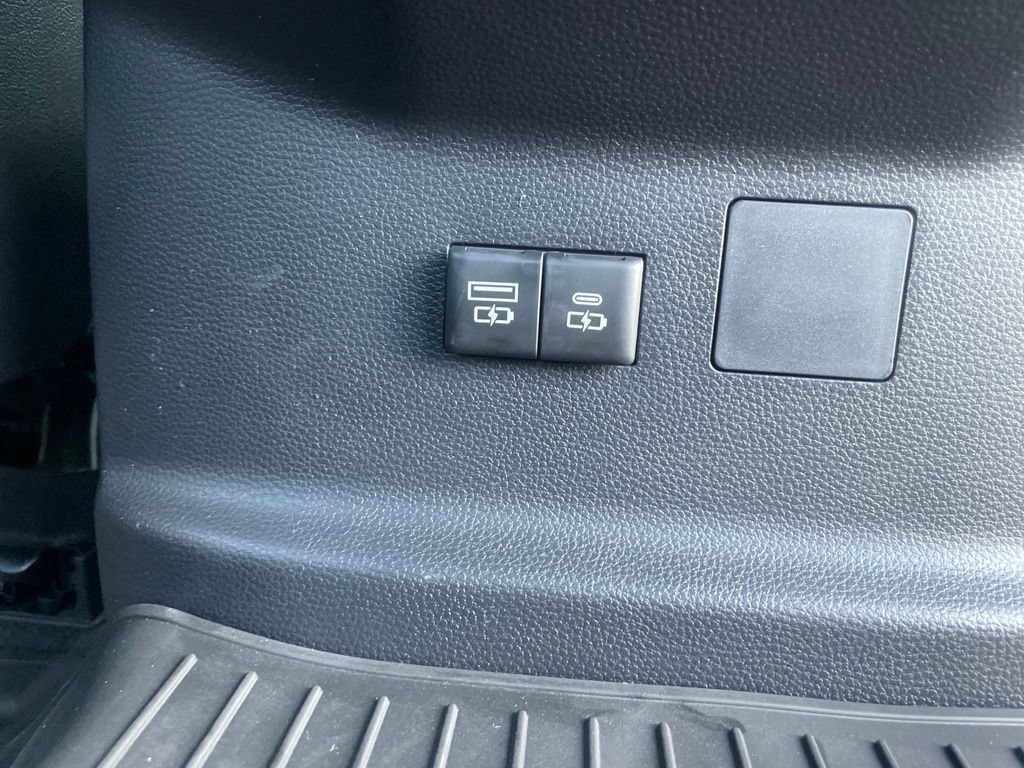 New 2026 Toyota Tundra SR5 AWD/4WD image 17