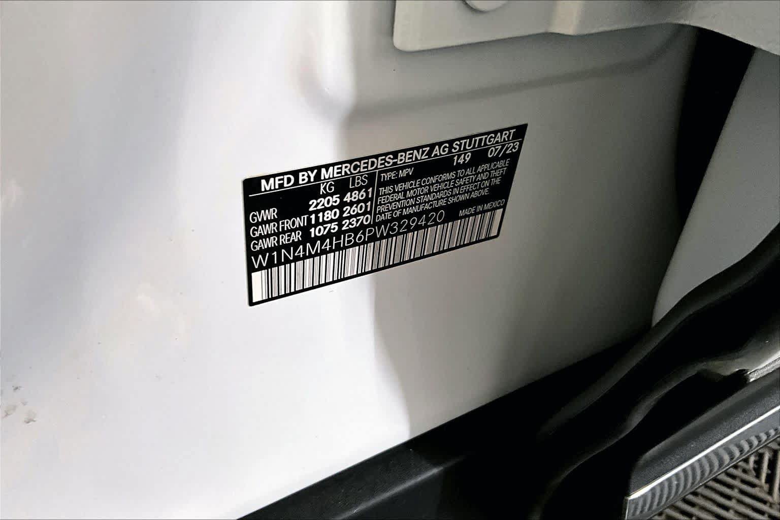 Certified 2023 Mercedes-Benz GLB 250 4MATIC image 31