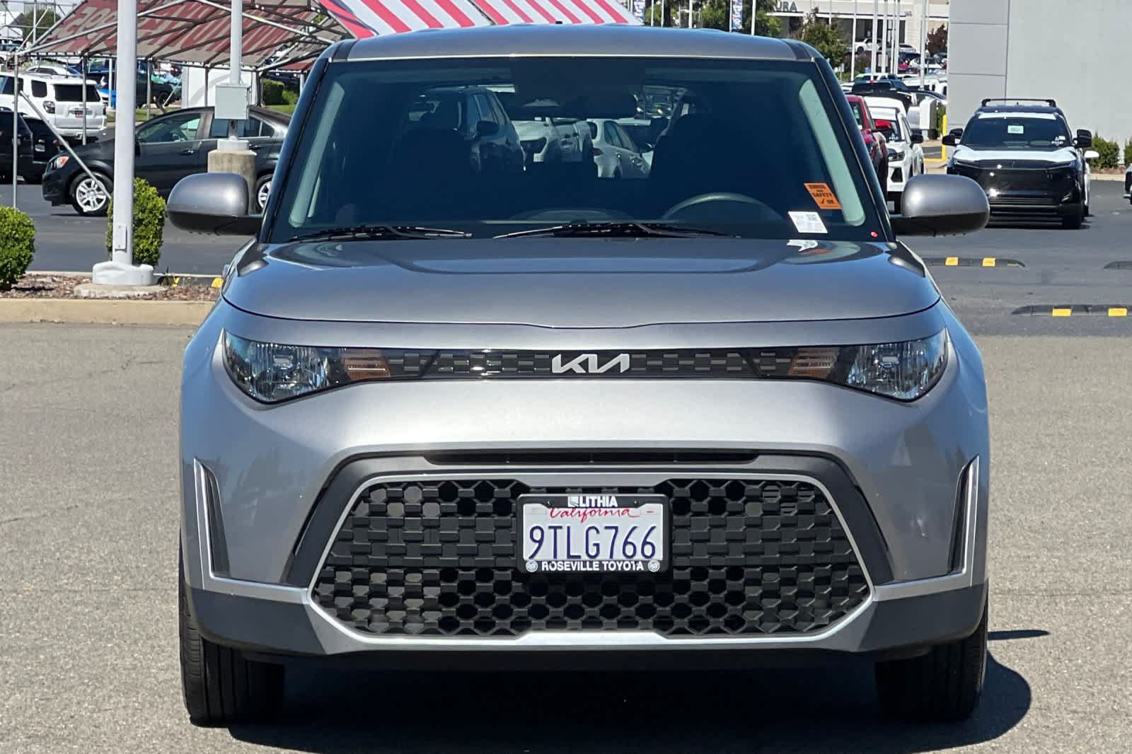 Used 2023 Kia Soul LX w/ LX Technology Package FWD image 10